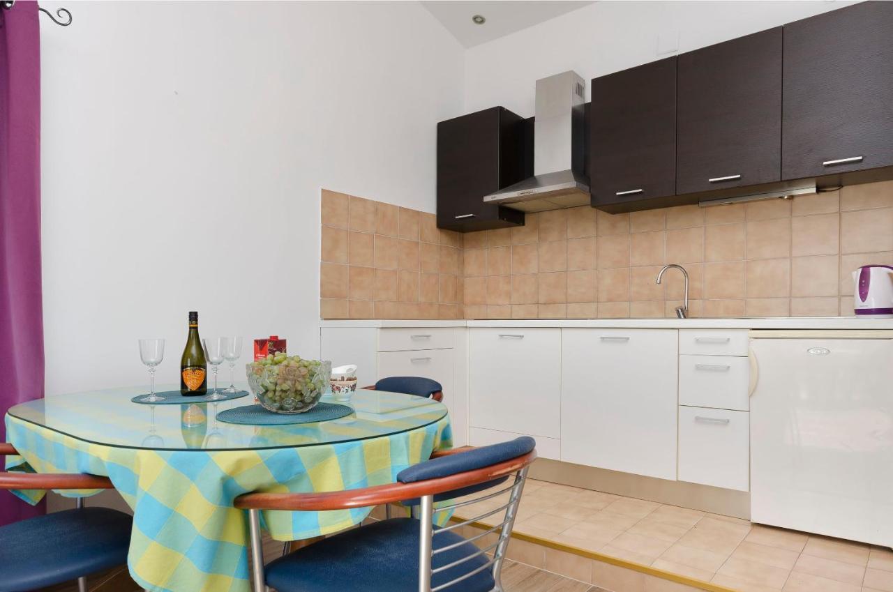 Apartments Nada Seaview 沃迪切 外观 照片